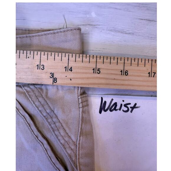 VTG UnionBay y2k size 5 tan Bermuda cargo short low rise grunge granola gorpcore - Picture 5 of 10